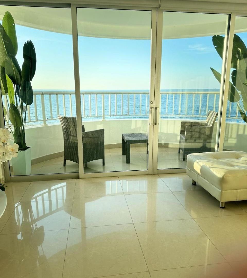 Frente Al Mar Apartment Cartagena